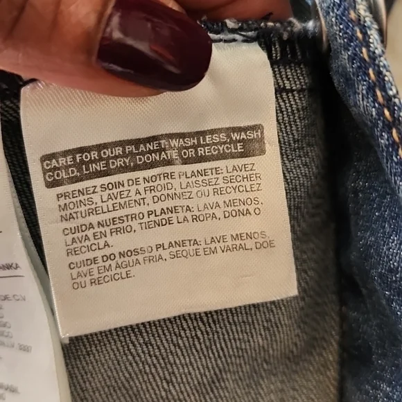 Levi's Trucker Style Denim Jacket - Picture 11 of 13